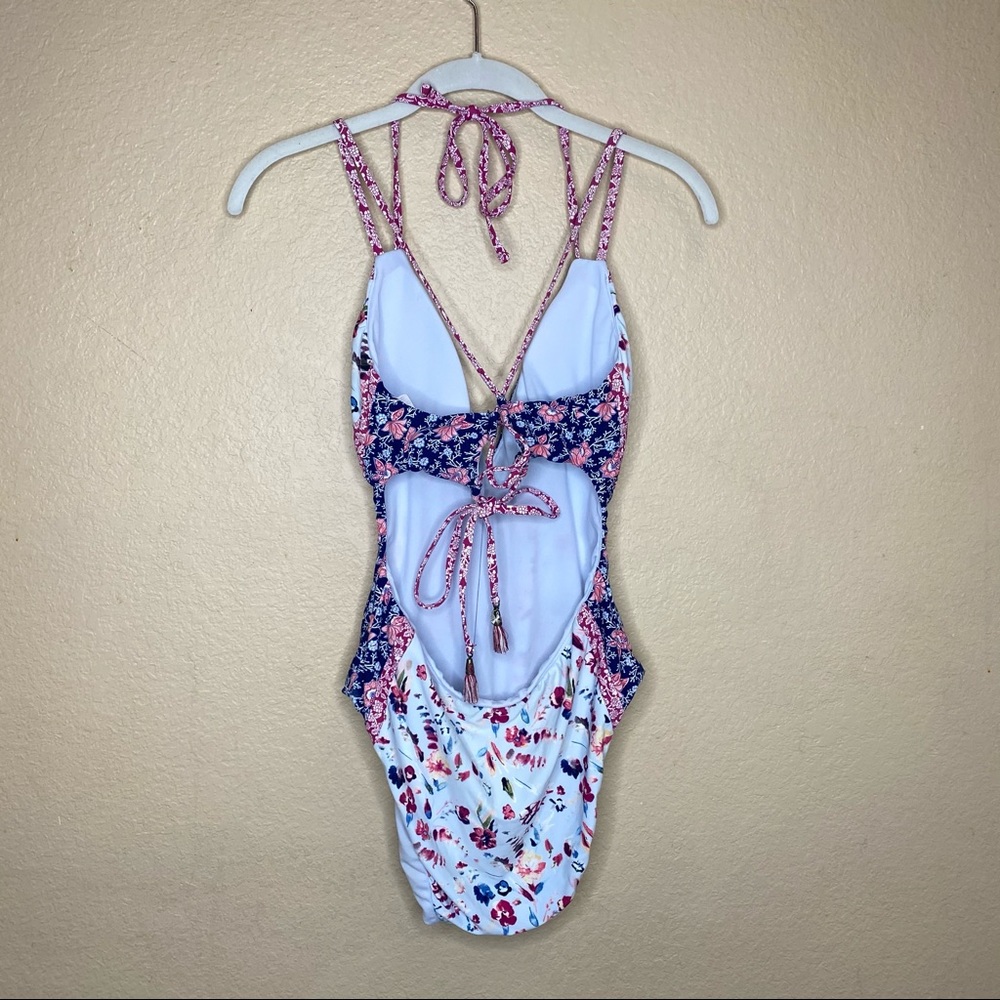 Lucky Brand Floral Plunge One Piece Size Medium - Picture 8 of 14